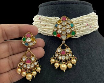 Gargantilla de perlas Kundan multicolor: joyería nupcial india