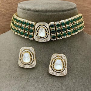Emerlad Green Kundan Polki Choker,Sabyasachi necklace,Indian necklace,Indian jewelry,Kundan Jewelry,Wedding jewelry,Jaipuri Necklace.