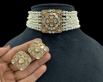 Gargantilla de perlas Kundan blancas: joyería india de Bollywood