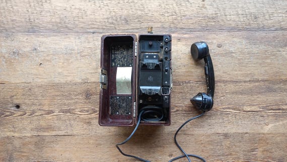 1950s USSR Military Field Telephone TAI-43: Vintage Army