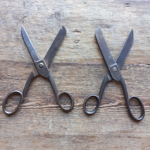 Antique Metal Scissors: 19th Century Rustic Sewing Tool