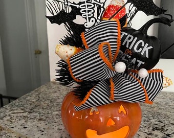 Halloween decor/ Halloween cute pumpkin/Jack O Lantern Decor.