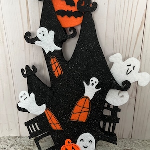 Halloween Haunted House Wreath Attachment.
