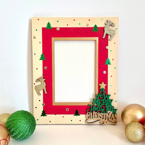 Christmas Picture Frame, Christmas Tree and Reindeers