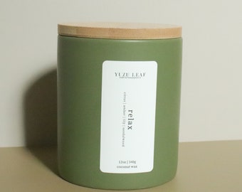 Relax | Lily, Amber, Citrus, Sandalwood | Ceramic Deluxe Jar Candle | Wooden Wick | Coconut Wax | Sage Green Jar | Relaxing Spa Scent