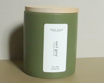 Earl Grey | Bergamot & Black Tea Scented Ceramic Deluxe Jar Candle | Wooden Wick | Coconut Wax | Sage Green Jar | Tea Inspired Scent