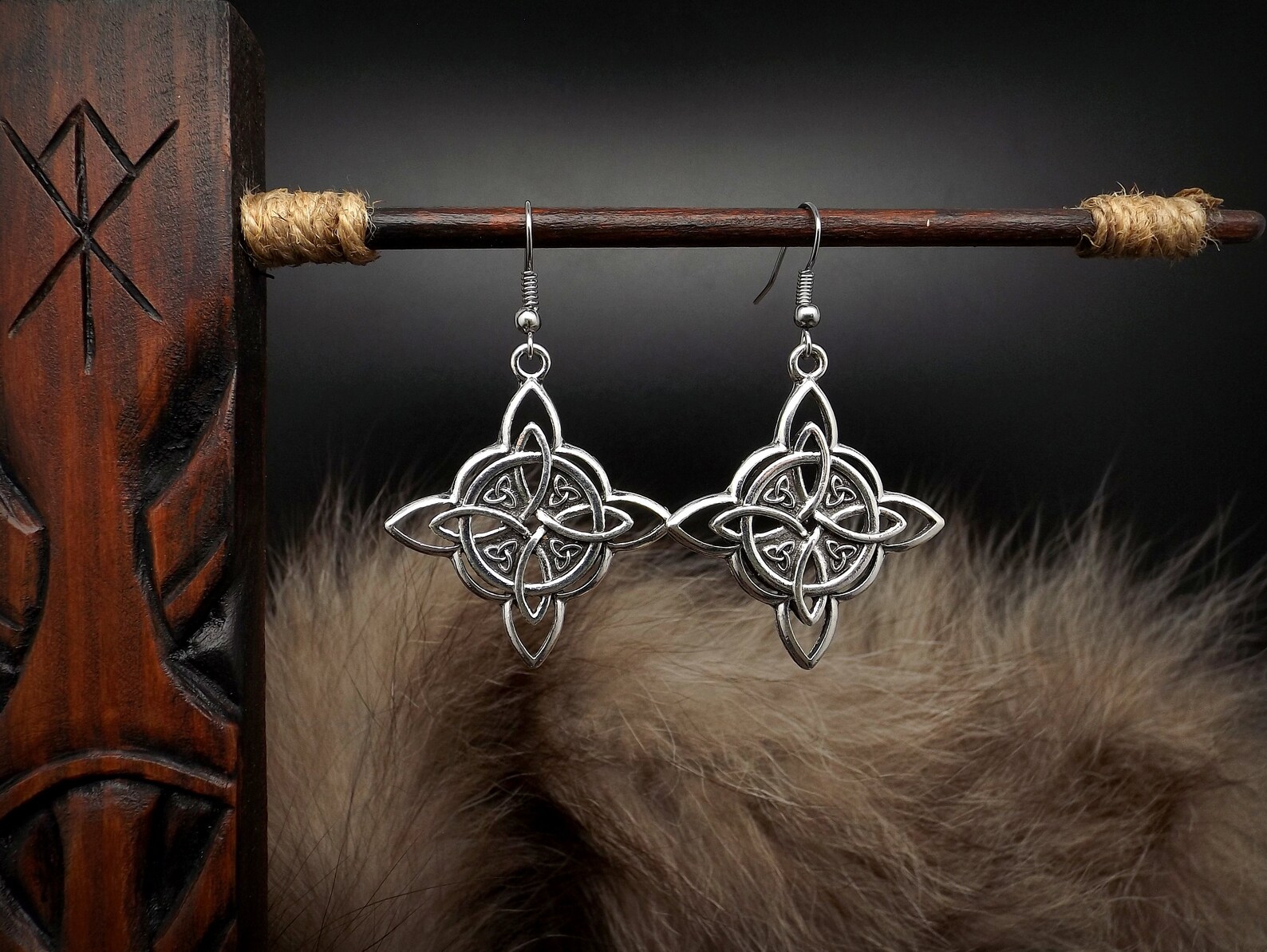 Boucles d'oreilles VIKING nœud entrelacs celtique | Etsy