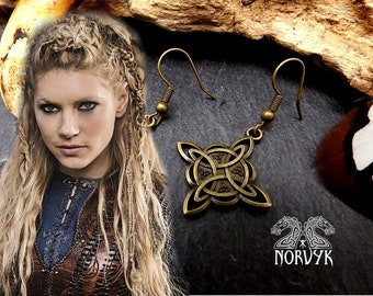 Op Lagertha geïnspireerde Viking-oorbellen, met de hand gemonteerd in bronskleurig sierlijk metaal.