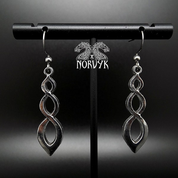 Boucles d'oreilles viking entrelacs en métal de couleur argent légère et confortable