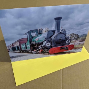 "Eine Grußkarte ""Dampfeisenbahn"", innen blanko, für Geburtstage, Vatertag oder andere Anlässe, Ffestiniog Eisenbahn."