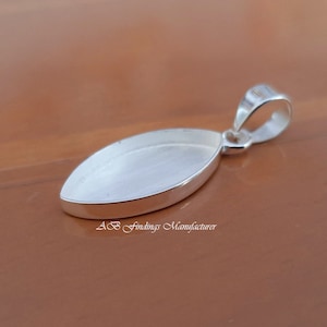 Sterling Silver Marquise Bezel Pendant: Cabochon Stone Setting