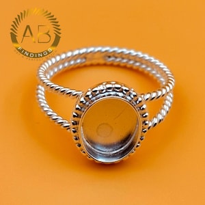 Sterling Silver Oval Bezel Cup Ring: Double Twisted Band, Cabochon Setting