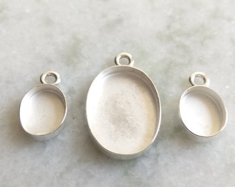 Sterling Silver Oval Bezel Pendant Blank: Cabochon Stone Setting