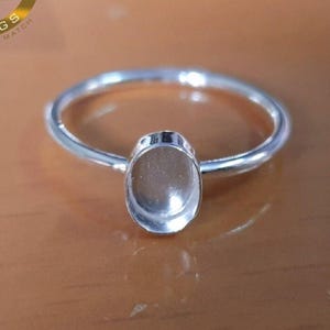 Ring i sterlingsilver med oval bezel: Smyckesinfattningsmaterial för hemmabruk