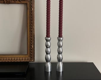 Par skulpturala silverfärgade ljusstakar, vintage, art déco