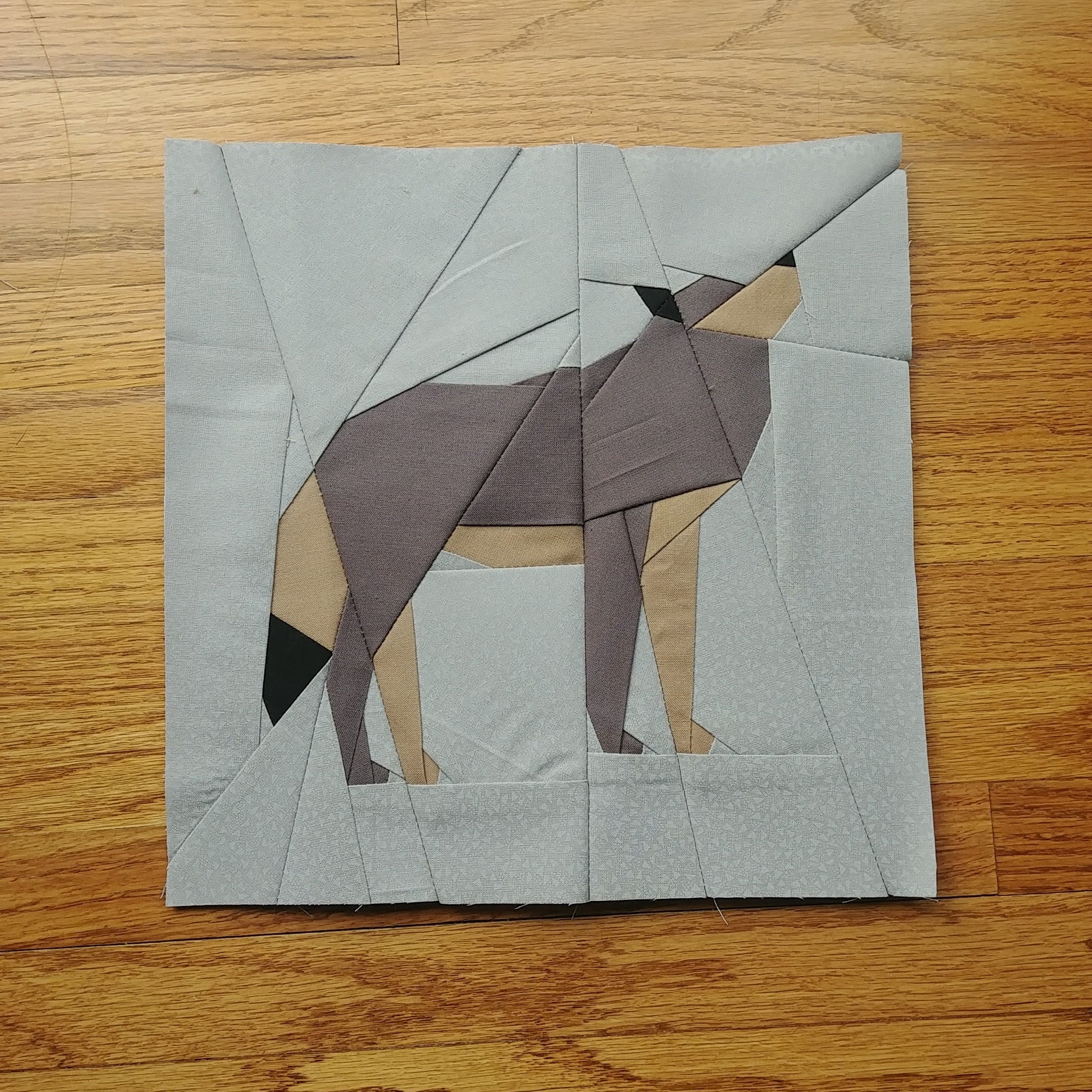 Geometric Wolf Foundation Paper Piecing Pattern 10 and 20 Inch Pdf ...