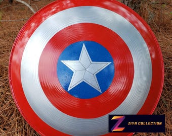 Réplica circular totalmente metálica del escudo del Capitán América, hecha a mano para cosplay.