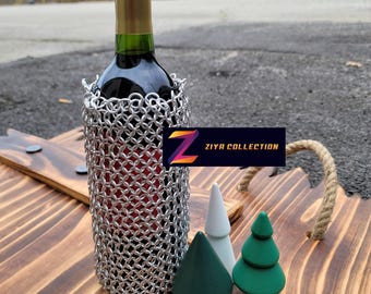 Funda protectora ligera para botella de vino, estilo medieval, con diseño de armadura de malla de aluminio.