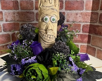 Halloween centerpiece, Halloween candle centerpiece, spooky Halloween, spooky candle, ghost face candle, purple and green centerpiece,