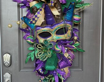 Mardi Gras Mask Door Swag, Purple Green Gold Swag, Carnival Door Decor, New Orleans Mardi Gras Decor, Luxury Mesh Swag