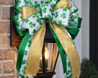 Valentine Heart Designer Bow, Red & White Valentine Bow, Buffalo Plaid Valentine Decor, Front Door Bow, Lantern Bow, Mailbox Bow