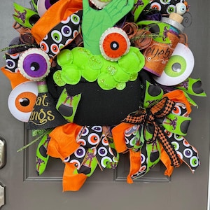 Monster Halloween Wreath, Eyeball Door Decor, Whimsical Halloween Wreath, Cute Monster Wreath, Trick or Treat Door Hanger, Spooky Fun Decor