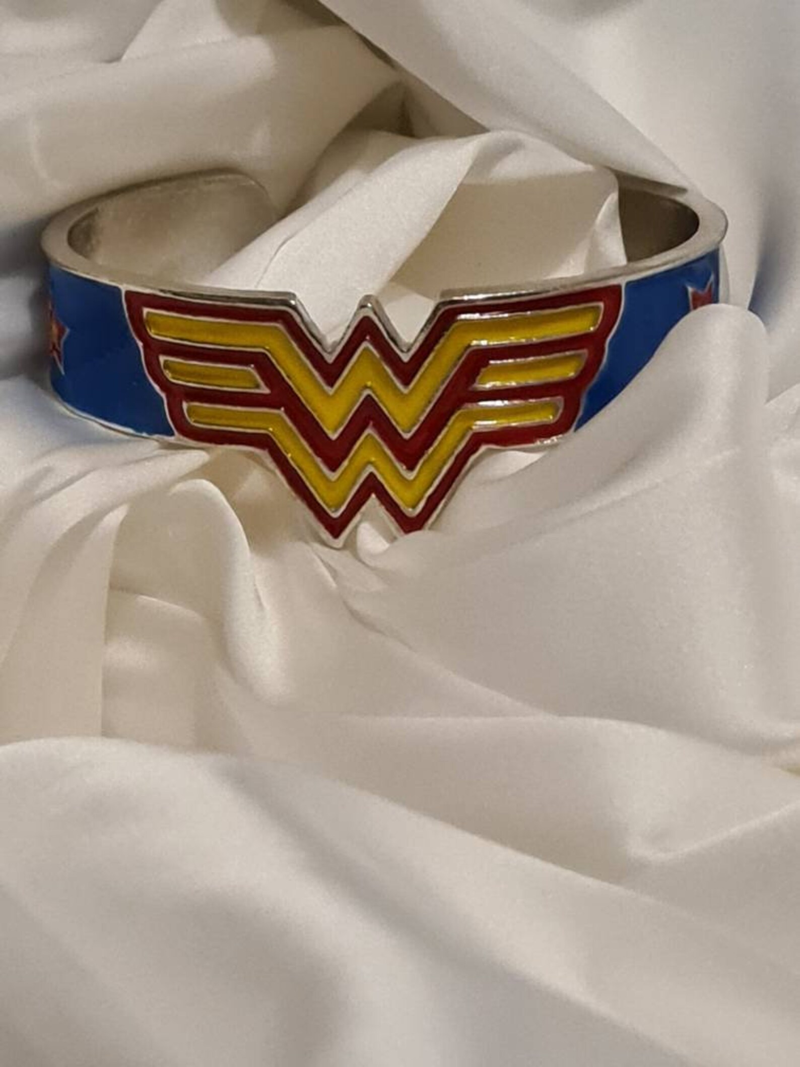 Wonderwoman Bracelet Vintage Wonder Woman Cuff Bangle Retro Etsy