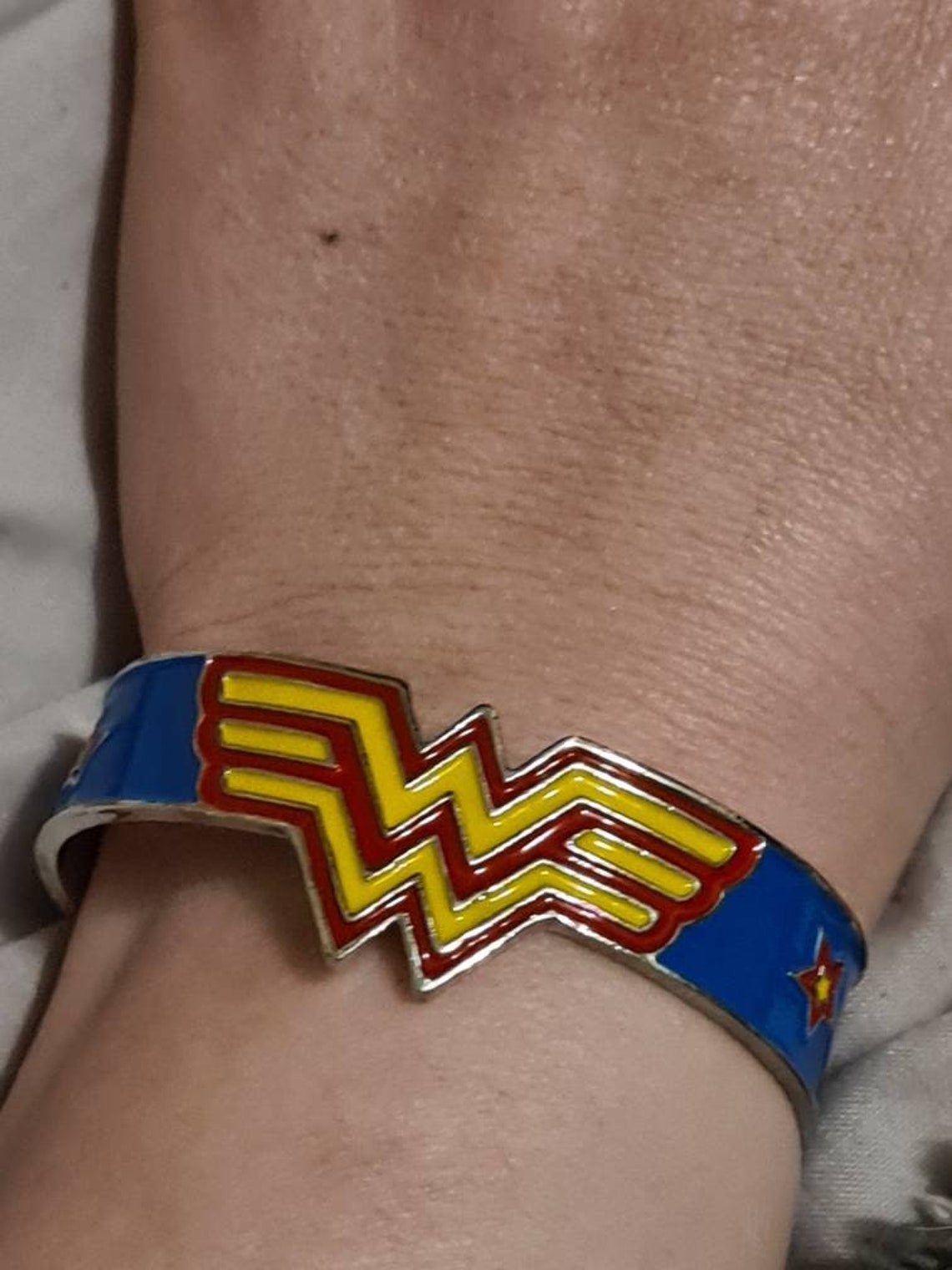 Wonderwoman Bracelet Vintage Wonder Woman Cuff Bangle Retro Etsy