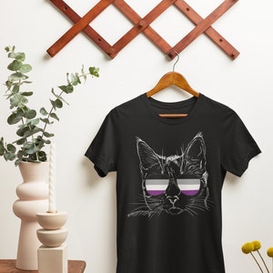 Asexual Pride Shirt, Ace Pride Shirt - Pride Cat - Asexual Ace Pride - LGBT Shirt, LGBT Pride 2022 - Short-Sleeve Unisex T-Shirt