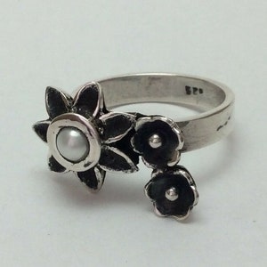 925 sterling silver & gemstone ring - size 6.25