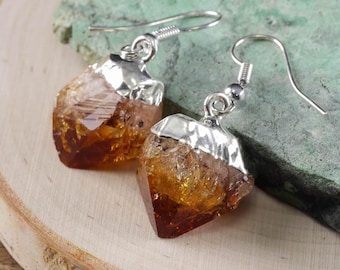 Raw CITRINE Earrings  :  Electroplated Silver Dangle Crystal Point Bridesmaids Jewelry, Birthstone Wear, E0261