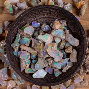 WELO OPAL Raw Crystals  :  Small, A Grade Genuine Gemstone With Fire Bulk Set  E0088