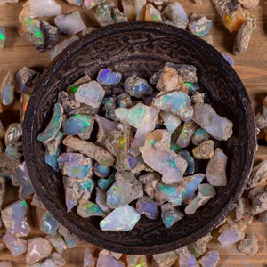 Cristaux bruts WELO OPAL : petits, véritables pierres précieuses de qualité A avec feu en vrac E0088