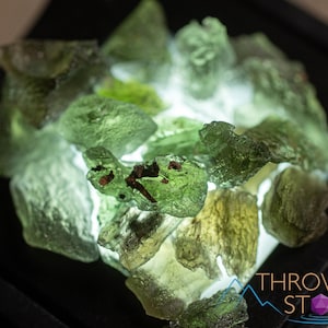 Raw MOLDAVITE 0.4-1 Gram Crystal :  Authentic Mini Tektite with Certification Czech Republic, E1849