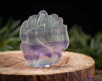 FLUORITE Crystal Pendant - Wolf - Crystal Jewelry, Wolf Pendant, Healing Crystals, Handmade Jewelry, E1539