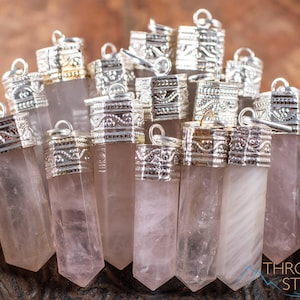 Pendentif QUARTZ ROSE - Chakra du coeur, bijoux en pierres précieuses, pointe de cristal, pendentif de guérison, E1926