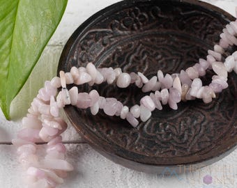 KUNZITE Chip Crystal Necklace – Boho Jewelry, Healing Crystals and Stones, Crystal Jewelry, Statement Necklace E0818