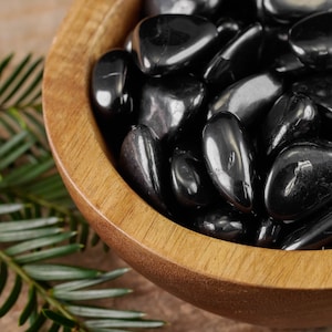 HEMATITE Tumbled Crystals - Mini - Housewarming Gift, Healing Crystals, Unique Gift, Meditation Stones, E0509