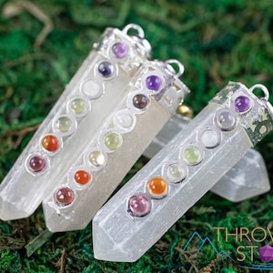 SELENITE & CHAKRA Crystal Pendant - Crystal Jewelry, Selenite Pendant, Healing Crystals and Stones, Chakra Pendant, E1832