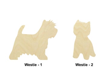 Op de afbeelding: Twee houten uitsnijdingen van een West Highland White Terrier, of Westie. De eerste uitsnijding toont de hond in staande positie, terwijl de tweede uitsnijding de hond zittend toont. Beide uitsnijdingen zijn gelabeld met "Westie - 1" en "Westie - 2".