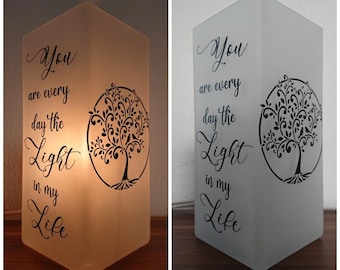 Lampe mit Spruch, Tischlampe, Deko, Wohnaccessoires, Nachttischlampe, Lampe, personalisierte Lampe, personalisierte Tischlampe,