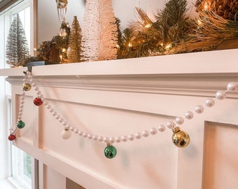 Handmade White, Red, Gold and Green Holiday Garland