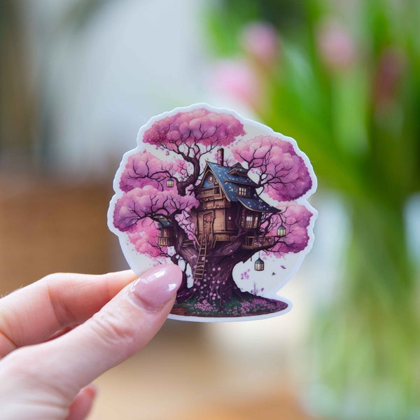 Cherry Blossom Treehouse Sticker - 3x3 Inch // Waterdichte en duurzame vinylsticker // Bruikbaar als laptop, bumpersticker en meer!