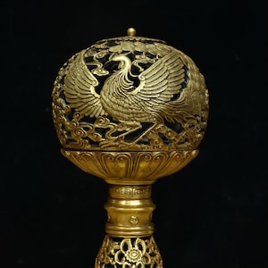 Chinesische antike handgefertigte exquisite seltene reine Kupfer vergoldet Phoenix hohle kugelförmige Weihrauch Brenner Ornamente