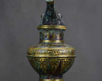 Exquisite Chinese antique bronze long-spouted wine vessel sculpture, handcrafted.
