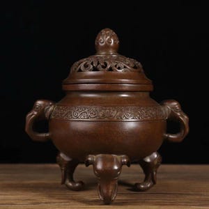 Chinese antique handmade exquisite rare pure copper lotus button elephant foot incense burner ornaments