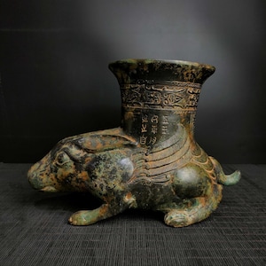 Chinese antique pure handmade exquisite rare bronze rabbit statue ornaments