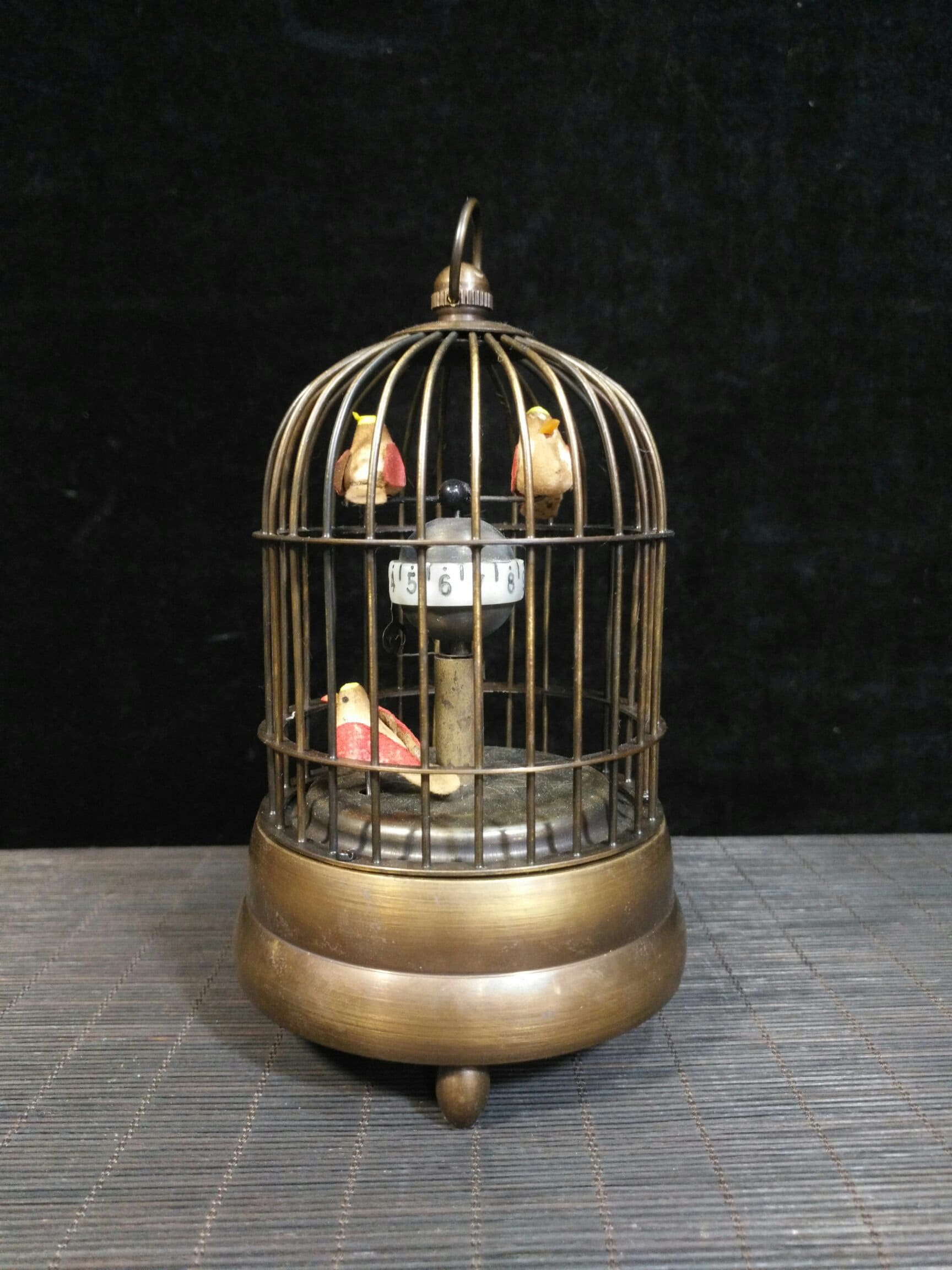 中国の骨董品で作られた、精巧で希少な銅製の機械式ヴィンテージ