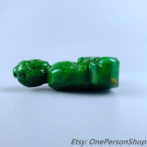 古代中国の天然翡翠で手彫りされた仏像 - Etsy 日本