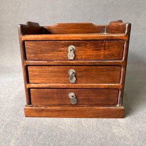 Chinese antique pure hand-carved exquisite rare rosewood three-drawer chest ornaments